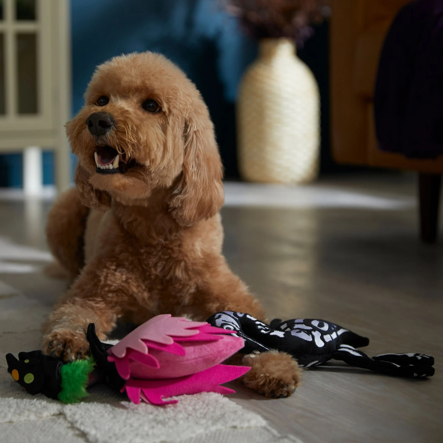 Frisco Halloween Flamingo Plush Squeaky Dog Toy 5 Frisco Halloween Flamingo Plush Squeaky Dog Toy - Image 3