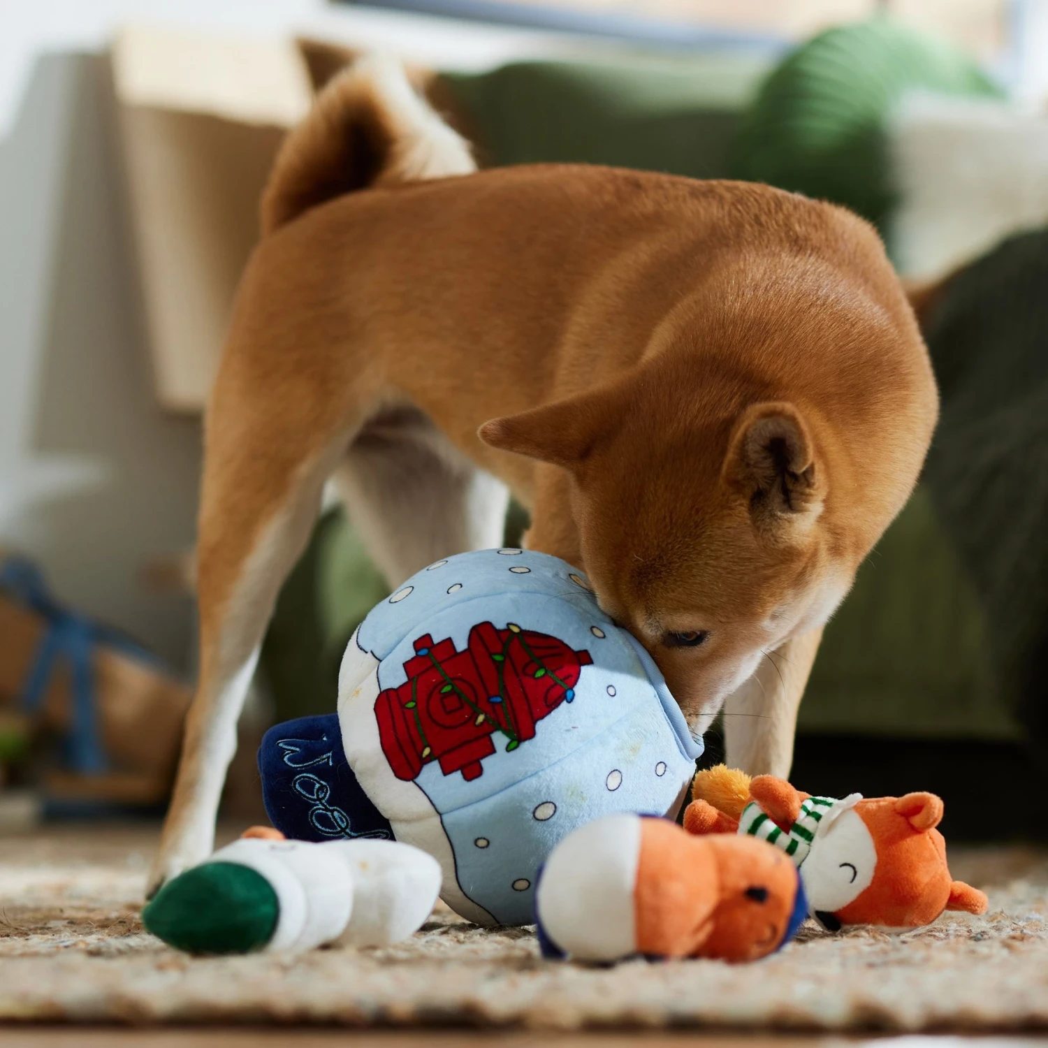 Frisco Holiday Melting Snow Globe Hide & Seek Puzzle Plush Squeaky Dog Toy 6 Frisco Holiday Melting Snow Globe Hide & Seek Puzzle Plush Squeaky Dog Toy - Image 4